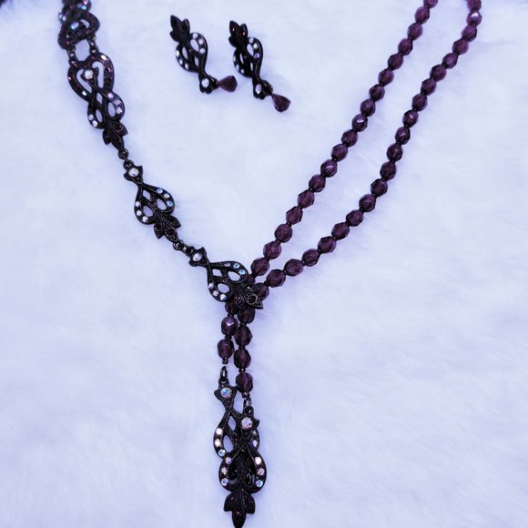 Sweet Romance  purple bead and rhinestone necklace and pierced earrings - Picture 1 of 6